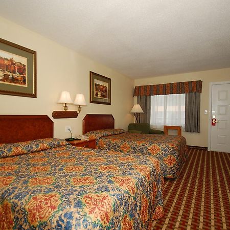 Millville Motorsports Inn And Suites Pokój zdjęcie