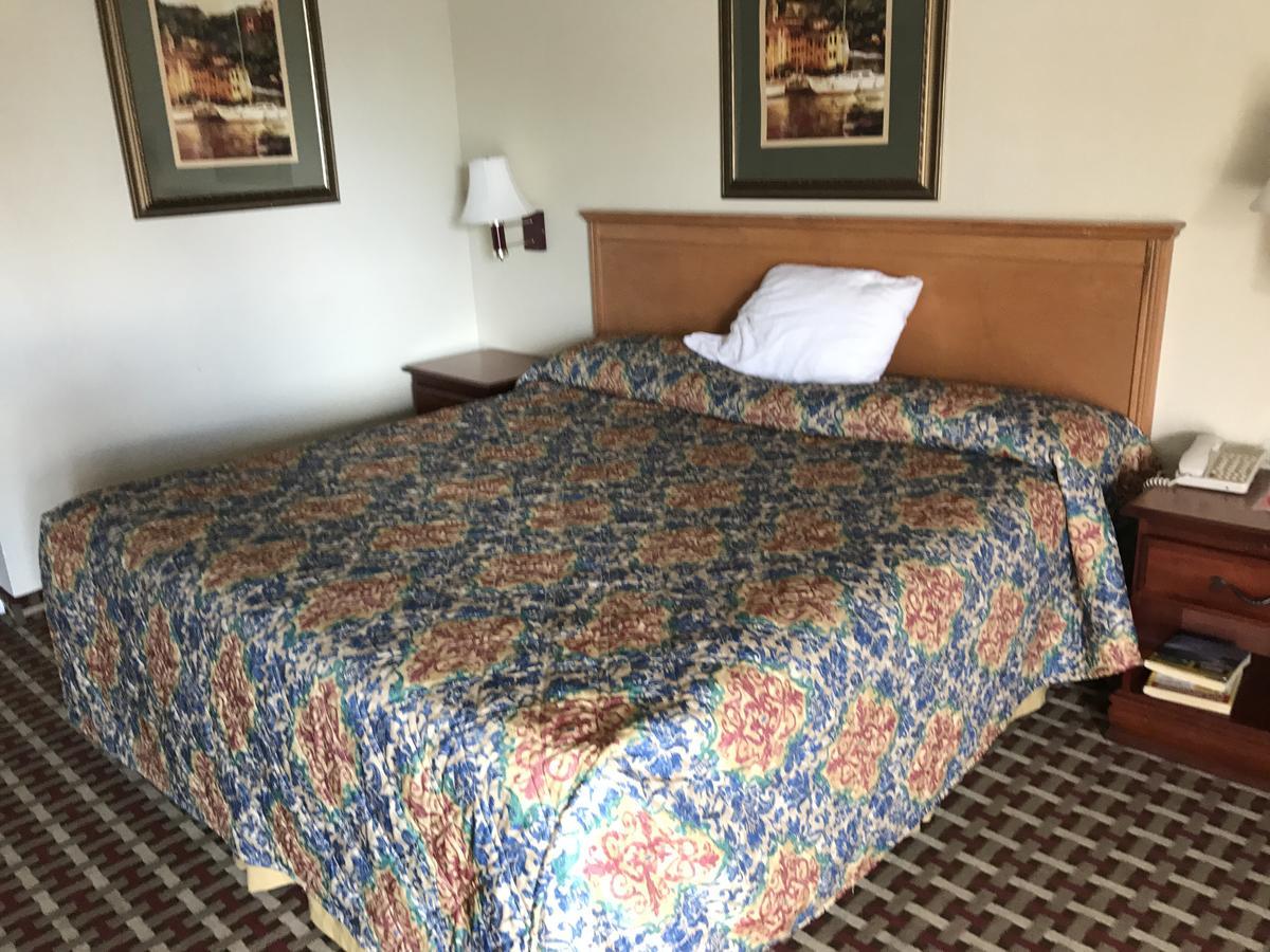 Millville Motorsports Inn And Suites Zewnętrze zdjęcie